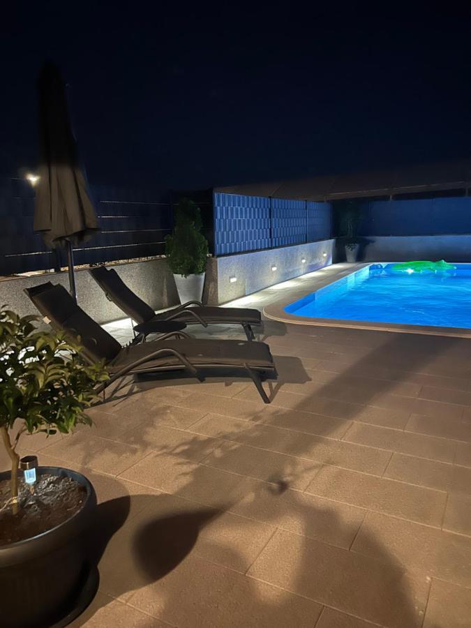Villa Apartments Aa 1 Trogir Exterior foto